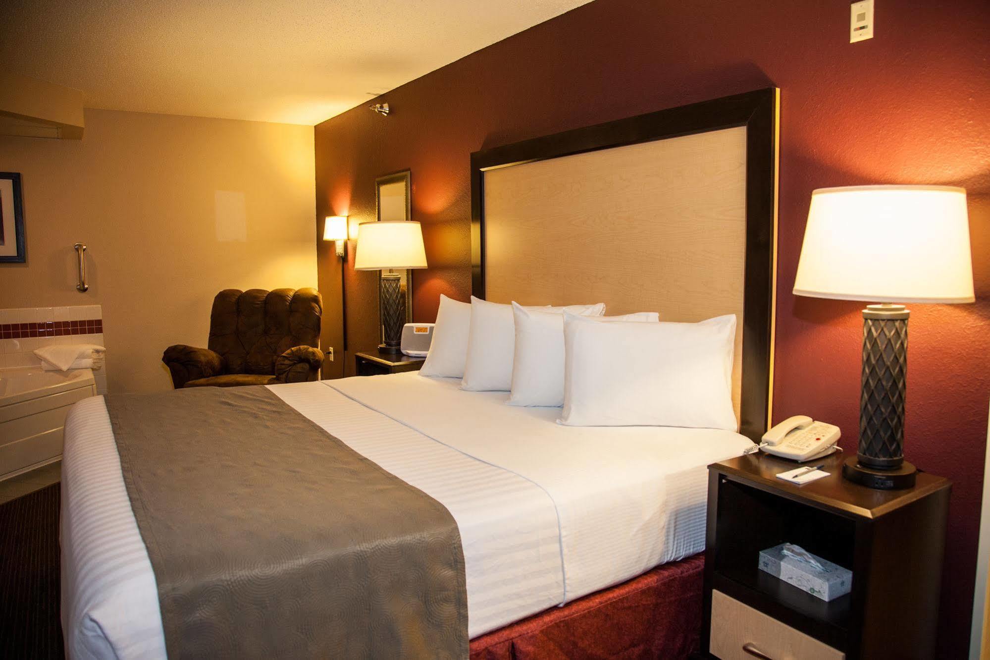 Americinn By Wyndham Detroit Lakes Exterior photo